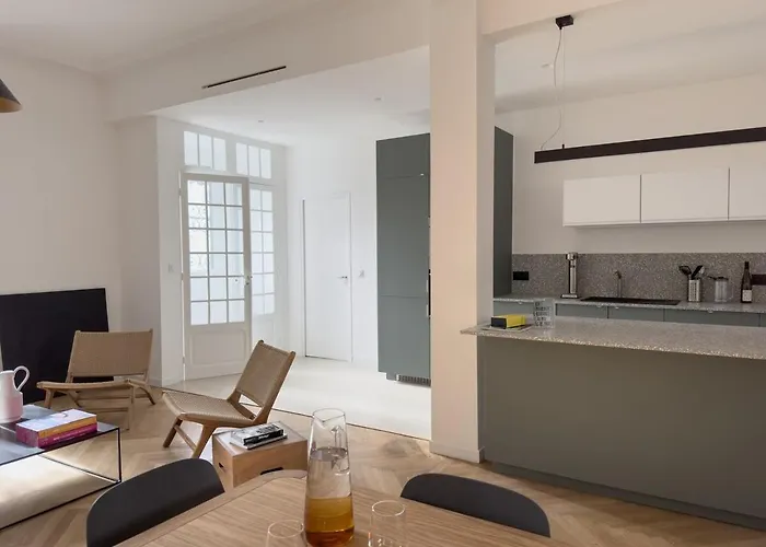 Cote D'azur Jardin Parking 6 Pers Luxe شقة *